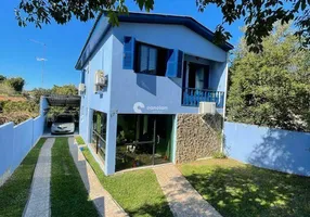 Foto 1 de Casa com 3 Quartos à venda, 140m² em Camobi, Santa Maria