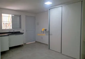 Foto 1 de Kitnet com 1 Quarto para alugar, 19m² em Vila Polopoli, São Paulo