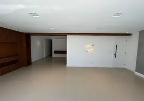 Foto 1 de Cobertura com 5 Quartos à venda, 330m² em Recreio Dos Bandeirantes, Rio de Janeiro