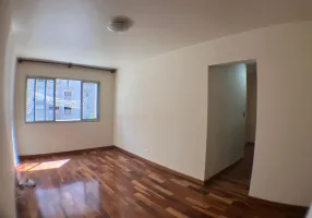 Foto 1 de Apartamento com 2 Quartos para alugar, 65m² em Aclimação, São Paulo