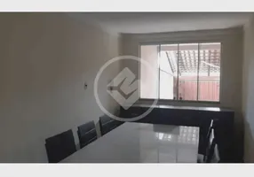 Foto 1 de Sobrado com 4 Quartos à venda, 200m² em Setor Bueno, Goiânia