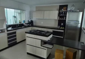 Foto 1 de Casa com 3 Quartos à venda, 200m² em Setor Residencial Oeste, Brasília