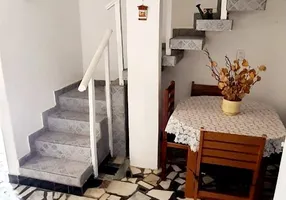 Foto 1 de Casa de Condomínio com 1 Quarto à venda, 57m² em Portinho, Cabo Frio