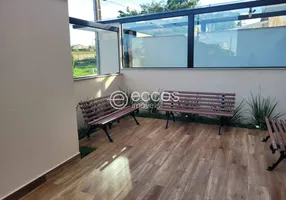 Foto 1 de Apartamento com 2 Quartos à venda, 44m² em Alto Umuarama, Uberlândia