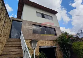 Foto 1 de Sobrado com 3 Quartos à venda, 246m² em Vila Isolina Mazzei, São Paulo