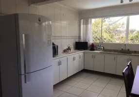 Foto 1 de Casa com 4 Quartos à venda, 400m² em Santa Luzia, Ribeirão Pires