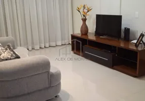 Foto 1 de Apartamento com 2 Quartos à venda, 130m² em Centro, Vitória