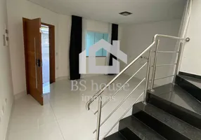 Foto 1 de Sobrado com 3 Quartos à venda, 158m² em Jardim Pilar, Santo André