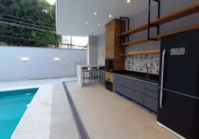 Foto 1 de Casa com 4 Quartos à venda, 226m² em Jardim Guanabara, Rio de Janeiro