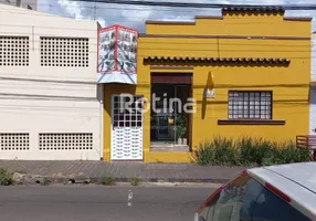 Foto 1 de Kitnet com 1 Quarto para alugar, 20m² em Martins, Uberlândia