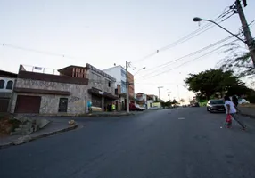 Foto 1 de Casa com 3 Quartos à venda, 370m² em Nova Cachoeirinha, Belo Horizonte