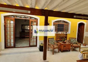 Foto 1 de Sobrado com 3 Quartos à venda, 178m² em Vila Oceanopolis, Mongaguá