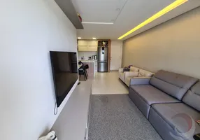 Foto 1 de Apartamento com 2 Quartos à venda, 70m² em Jurerê Internacional, Florianópolis