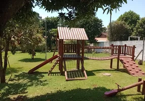 Foto 1 de Fazenda/Sítio com 3 Quartos à venda, 270m² em Chácara Campestre, Taubaté