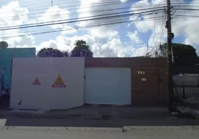 Foto 1 de Casa com 5 Quartos à venda, 250m² em Cidade dos Funcionários, Fortaleza