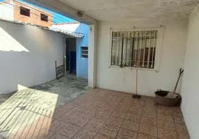 Foto 1 de Casa com 3 Quartos à venda, 130m² em Conjunto Residencial José Bonifácio, São Paulo