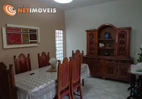 Foto 1 de Casa com 4 Quartos à venda, 281m² em Esplanada, Belo Horizonte