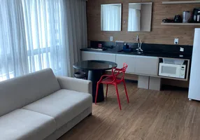 Foto 1 de Apartamento com 1 Quarto para alugar, 40m² em Boa Viagem, Recife