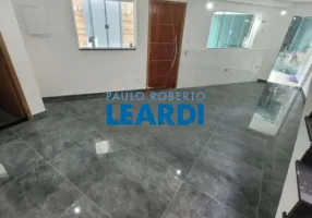 Foto 1 de Sobrado com 3 Quartos à venda, 110m² em Parque das Nações, Santo André