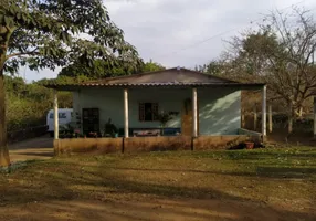Foto 1 de Fazenda/Sítio com 3 Quartos à venda, 2000m² em Parque Alvorada I, Luziânia