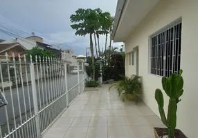 Foto 1 de Casa com 5 Quartos à venda, 191m² em Saco dos Limões, Florianópolis