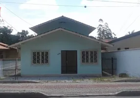 Foto 1 de Casa com 5 Quartos à venda, 200m² em Centro, Guabiruba