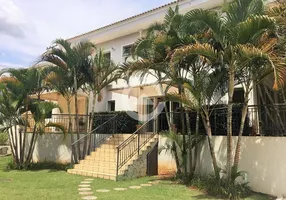 Foto 1 de Casa de Condomínio com 3 Quartos à venda, 400m² em Jardim Santa Marcelina, Campinas