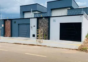 Foto 1 de Casa com 3 Quartos à venda, 141m² em Residencial Santa Fe, Goiânia