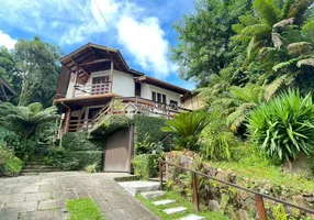 Foto 1 de Casa com 3 Quartos à venda, 230m² em Centro, Gramado