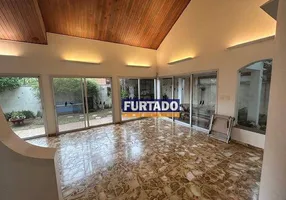 Foto 1 de Sobrado com 4 Quartos à venda, 345m² em Jardim São Caetano, São Caetano do Sul