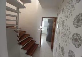 Foto 1 de Sobrado com 2 Quartos à venda, 51m² em Parque Bitaru, São Vicente