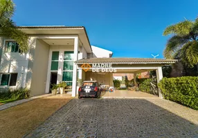 Foto 1 de Casa de Condomínio com 4 Quartos à venda, 500m² em De Lourdes, Fortaleza