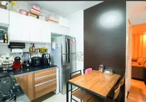 Foto 1 de Casa de Condomínio com 2 Quartos à venda, 75m² em Paulicéia, São Bernardo do Campo