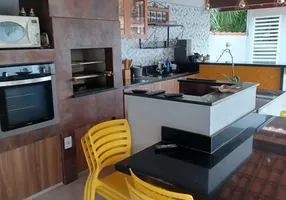 Foto 1 de Casa com 3 Quartos à venda, 240m² em Itaipu, Niterói