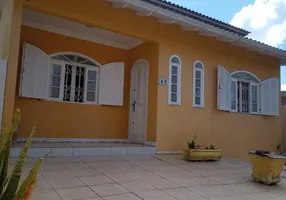 Foto 1 de Casa com 5 Quartos à venda, 270m² em Krahe, Viamão