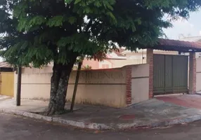 Foto 1 de Casa com 2 Quartos à venda, 338m² em Nucleo Habitacional Afonso Alves de Camargo, Apucarana