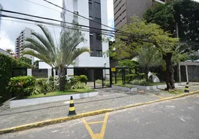 Foto 1 de Apartamento com 1 Quarto para alugar, 49m² em Casa Forte, Recife