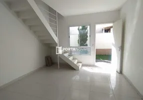 Foto 1 de Casa com 2 Quartos para alugar, 48m² em Chácara Tropical Caucaia do Alto, Cotia