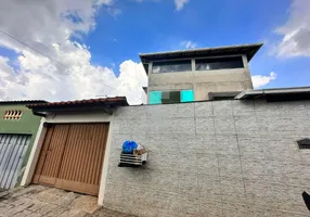 Foto 1 de Casa com 5 Quartos à venda, 136m² em Vila Panamá, Contagem
