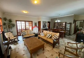 Foto 1 de Casa com 3 Quartos à venda, 220m² em Jardim Estoril III, Bauru