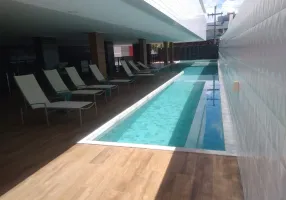 Foto 1 de Apartamento com 2 Quartos para alugar, 61m² em Jatiúca, Maceió