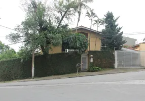 Foto 1 de Casa com 3 Quartos à venda, 270m² em Vila Maria Auxiliadora, Embu das Artes