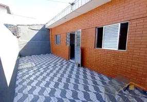 Foto 1 de Casa com 1 Quarto para alugar, 50m² em Vila Santa Rosa, Guarujá