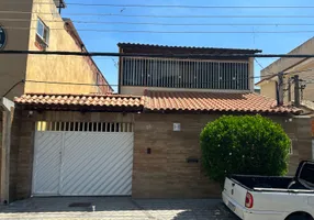 Foto 1 de Casa com 3 Quartos para venda ou aluguel, 250m² em Realengo, Rio de Janeiro