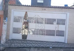 Foto 1 de Casa com 3 Quartos à venda, 130m² em Castro Alves, São Paulo