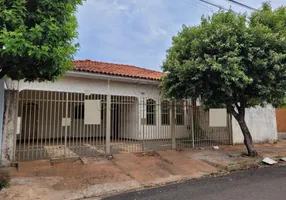 Foto 1 de Casa com 3 Quartos à venda, 250m² em Jardim Municipal, São José do Rio Preto