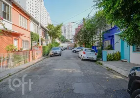 Foto 1 de Casa com 3 Quartos à venda, 140m² em Vila Olímpia, São Paulo