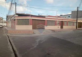 Foto 1 de Casa com 3 Quartos à venda, 317m² em Messejana, Fortaleza