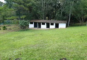Foto 1 de Lote/Terreno à venda, 1600m² em Centro, São Lourenço da Serra