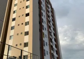 Foto 1 de Apartamento com 2 Quartos para alugar, 74m² em Castanheira, Belém